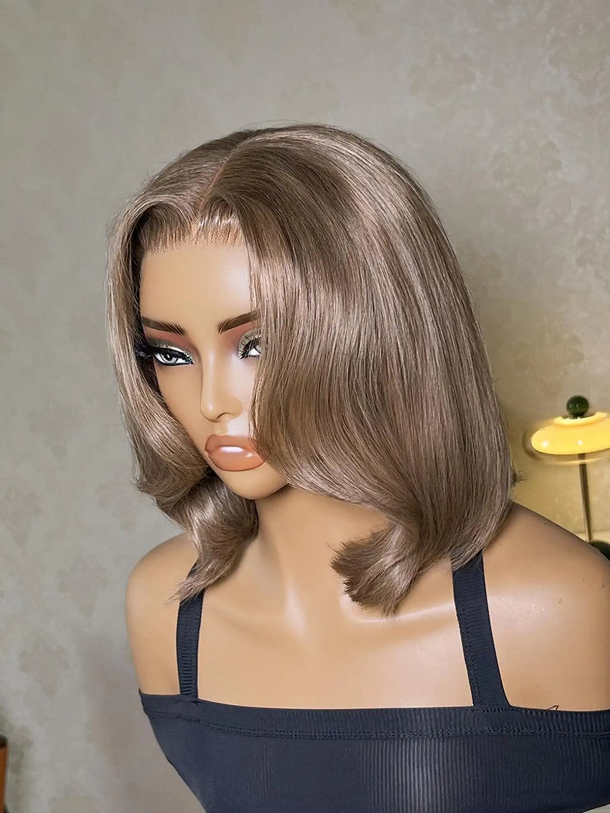 UNice Dark Beige Blonde Blowout Bob Bye-Bye Slip™ 7x5 Lace Easy to Go Glueless Wig for Beginner